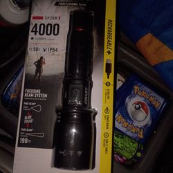 Coast flashlight