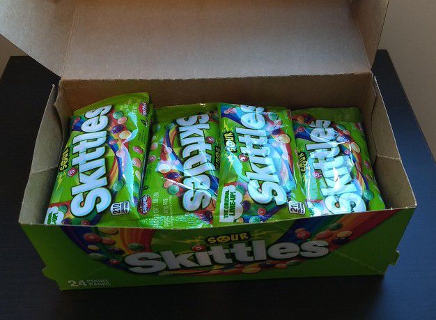 Box of 20 Sour Skittles