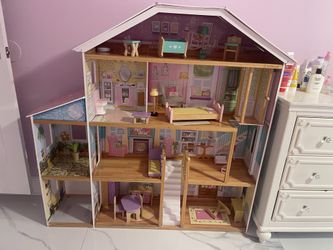 KidKraft Majestic Mansion Wooden Dollhouse with accessories