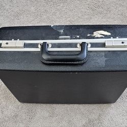 Hard Case Travel Carrier 18x13x7"