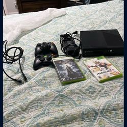 XBOX 360 E (LOOK AT DESC)