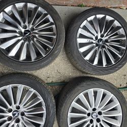 Hyundai EQUUS 19 Inch Rims And Tires  5x115mm 