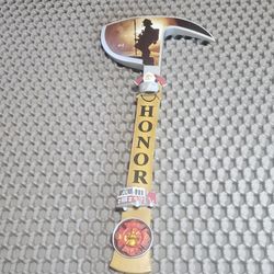 2005 The Bradford Exchange Symbol of Honor The Edge of Valor - Fireman's Axe