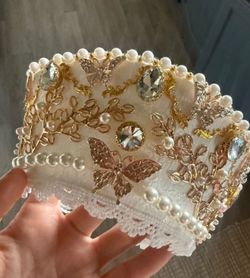 Brand new, New Ornate White & Gold Pearl Embellished Headdress crown head piece festival Handcrafted white headdress headpiece with gold filigree butt
