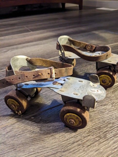 Reduced Price!! Very cool old vintage antique metal roller skates. See my other items for sale. Pick up in Kirkland Woodinville area