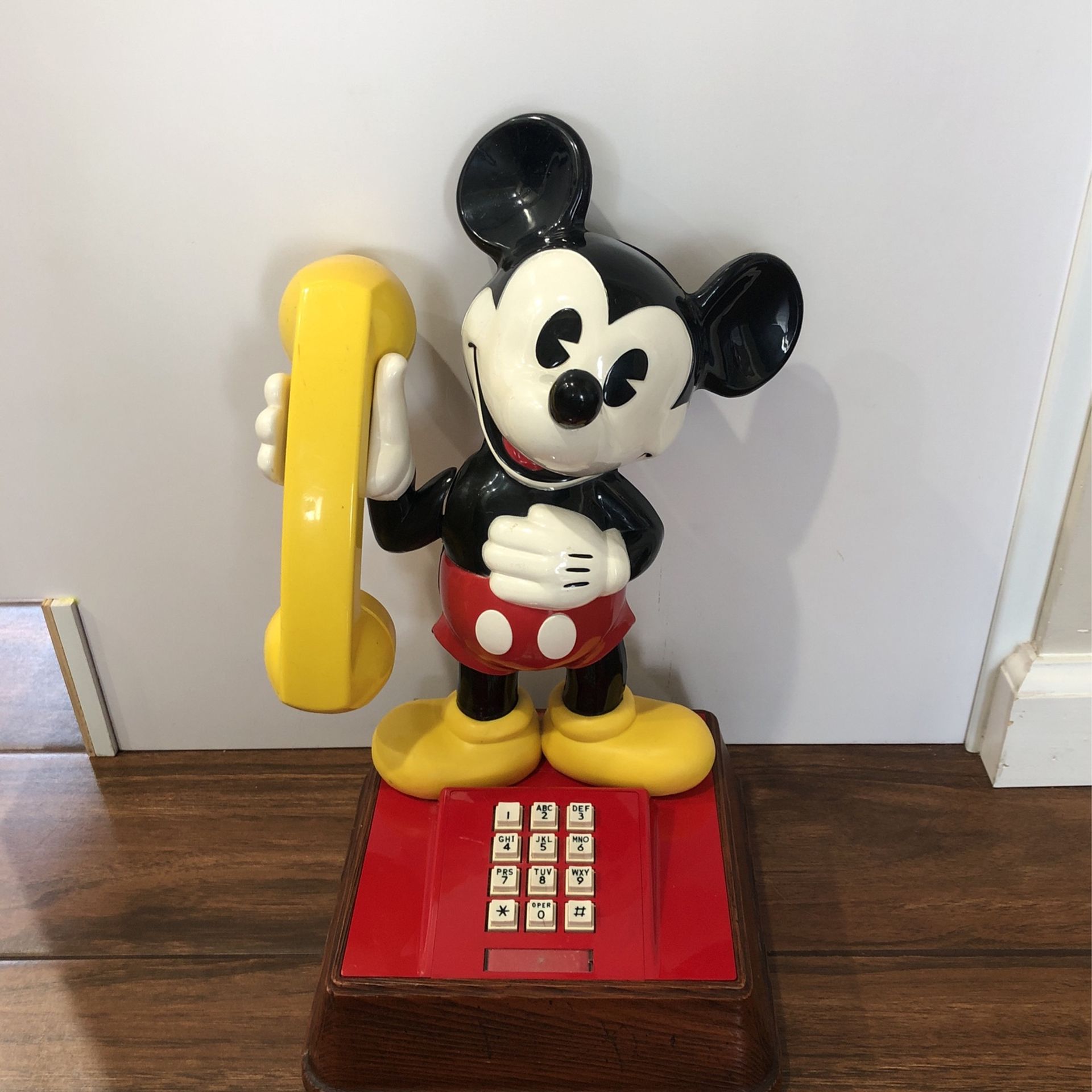 Mickey Mouse Phone