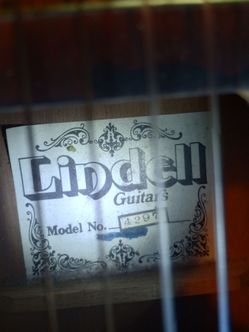 Lindell Guitar