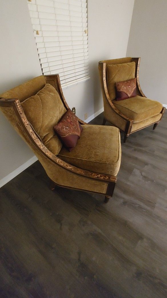 2 Large Bernhardt Slipper Style Chairs with Copper Finish side Table! These are really big chairs!2
