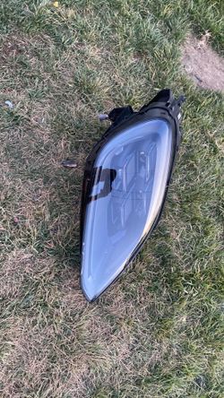 2019-2023 Porsche Cayenne LED Headlight LH Left OEM 9Y0 941 086 AA DAMAGED LENS