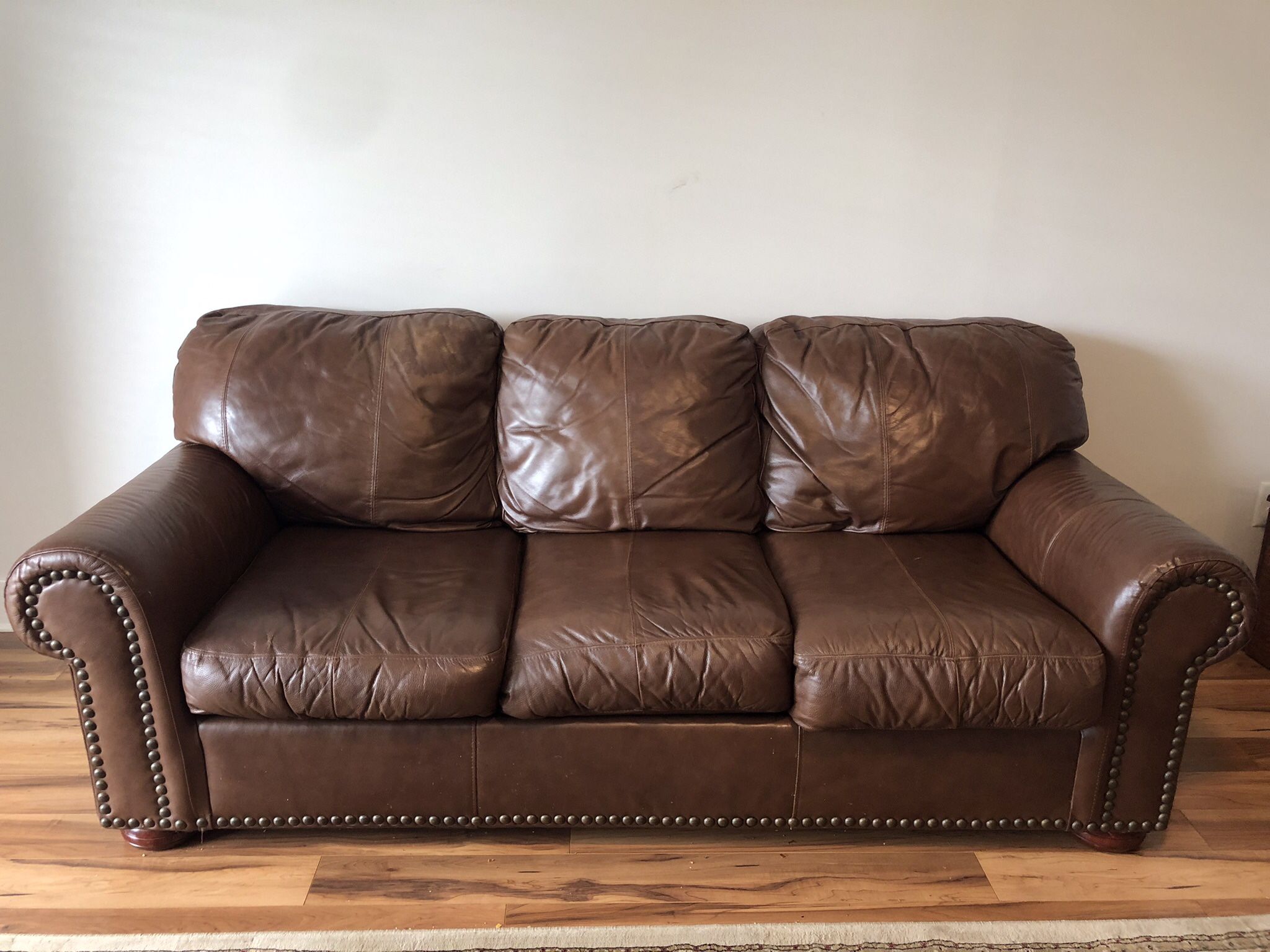 2 Set Leather Couch/Sofa