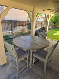 Dinning Table