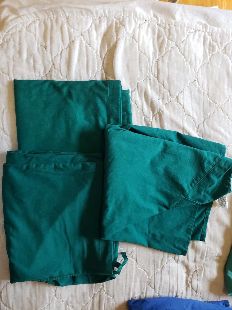 SCRUBS- Size MEDIUM