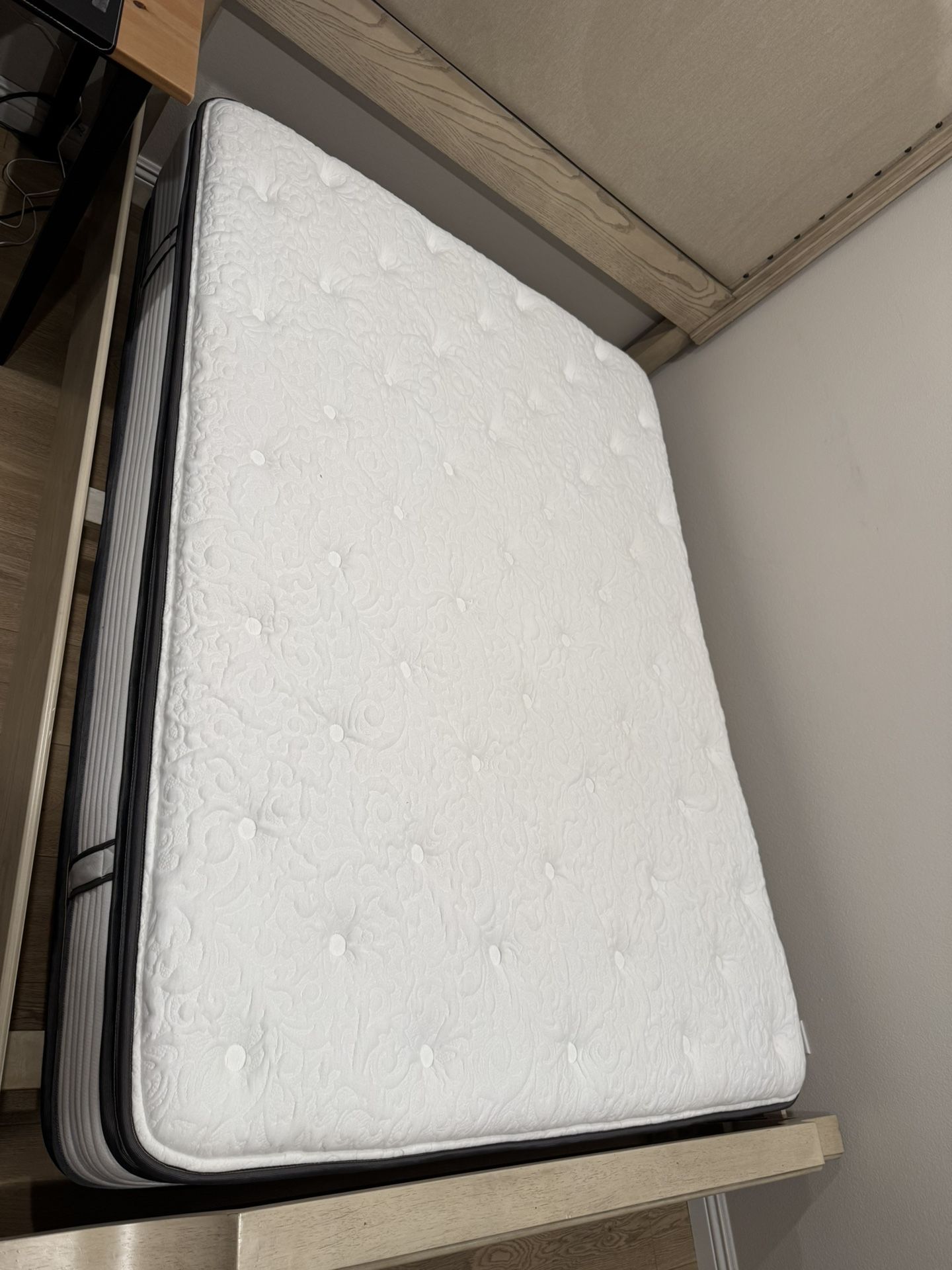Full Size Mattress $70