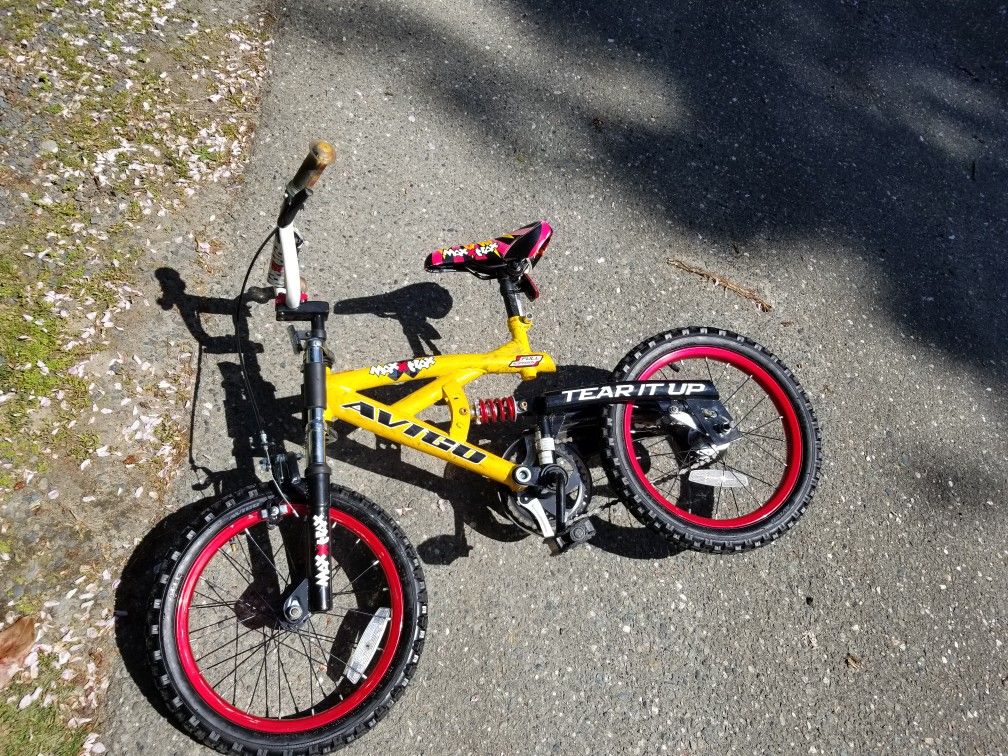 Childs avigo full suspension tear it up max trax bicycle bike for