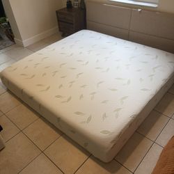 King Memory Foam Mattress