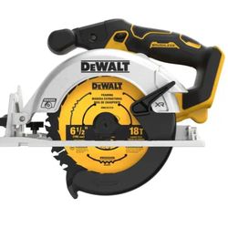 DEWALT Circular Saw