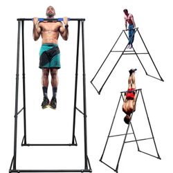 KT Khanh Trying Adjusting Pull Up Bar