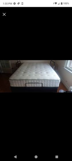 AVOCADO Green Organic Queen Size Firm  Mattress. New!