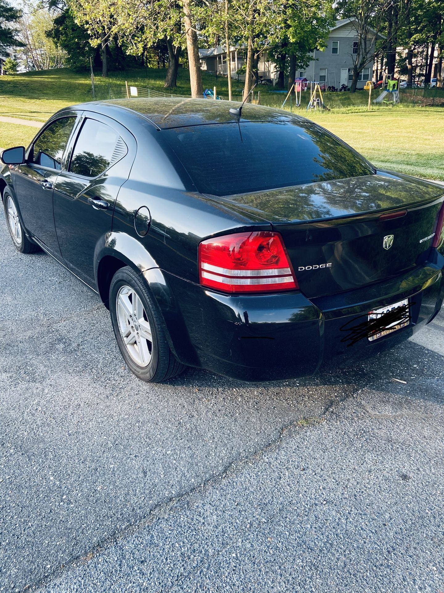 3000$ 2010 Dodge Avenger 139,778 miles .