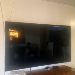 75 inch TV Perfect Condition