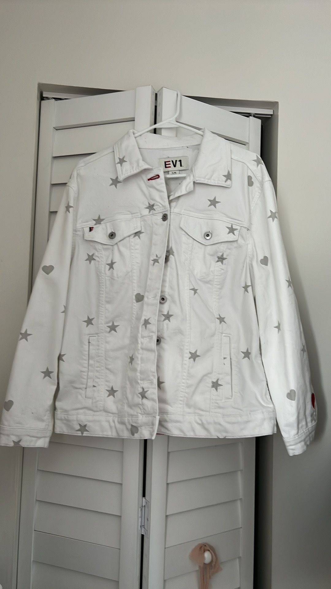 Ellen Degeneres White Jacket