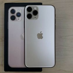 iPhone 11 Pro 64GB Unlocked like new / under warranty  / It's a store Buy with Confidence 