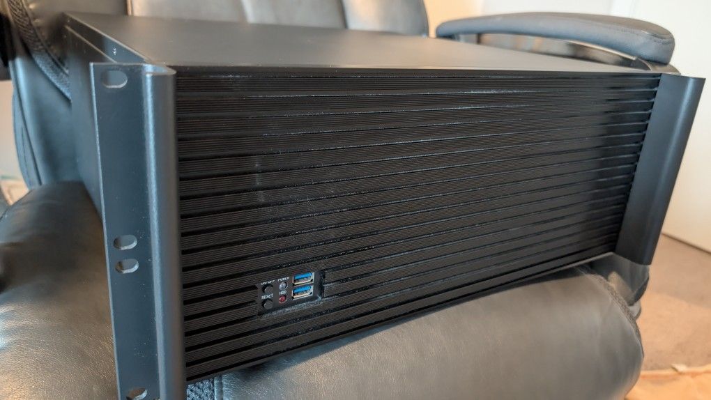 Rackchoice 4U Rackmount Server Chassis 4x3.5 + 3x3.5 or 2x3.5+2x2.5 Drive Bays EATX/ATX/MATX/Mini-itx Support