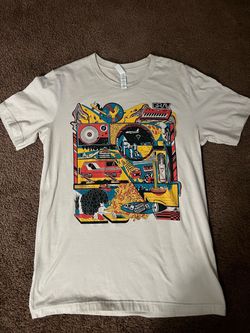 Grav Land Beige Logo T-shirt Size M