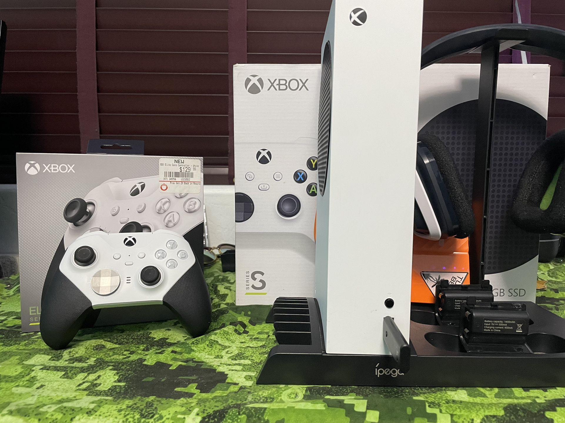 Xbox Series S And Accessories