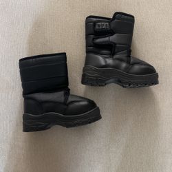 Kid’s Snow Boots 