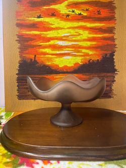 Vintage viking satin six petal compote