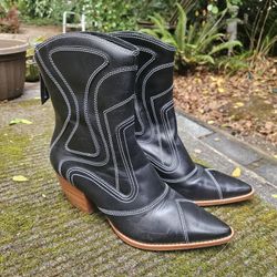 Black Matisse Cowboy Boot Size 10W