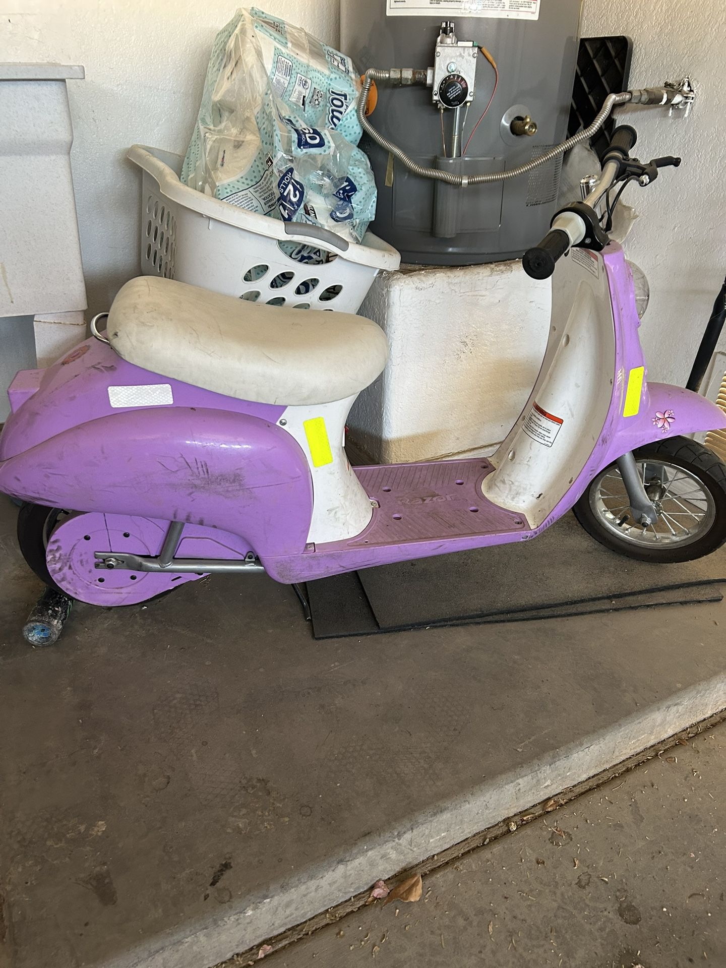 Razor Kids Vespa 24v