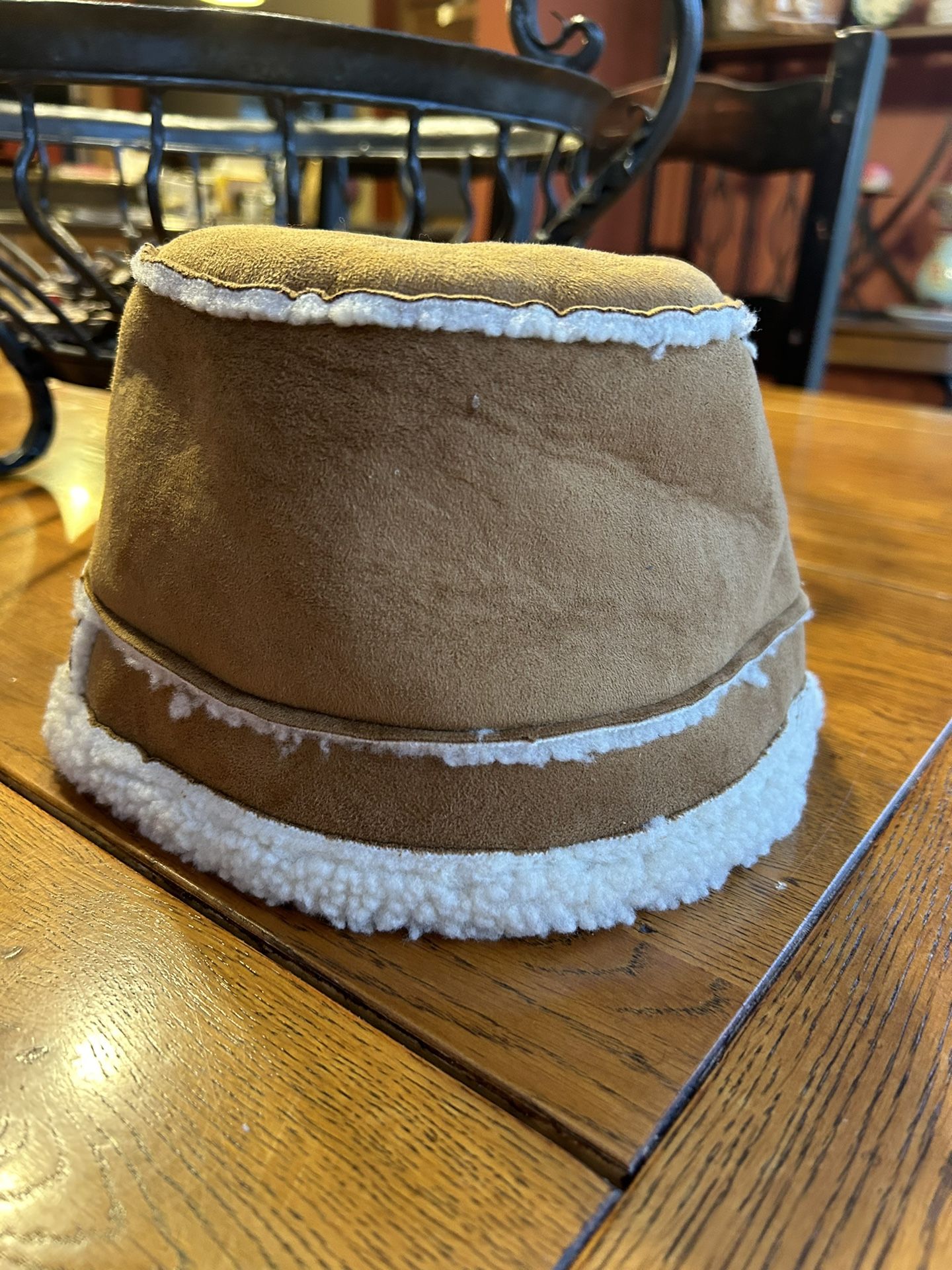 Polar Fleece Bucket Hat (looks like UGG) - Never Worn