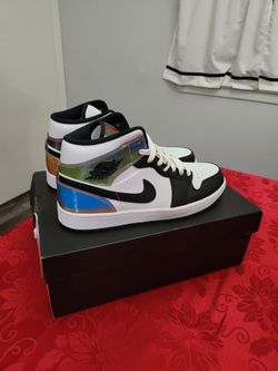 Jordan 1 Mid Heat Reactive 