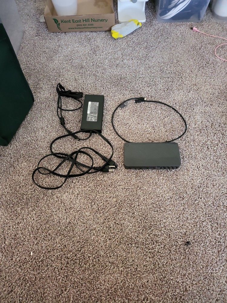 Docking Station - Targus - Ethernet USB C Dock