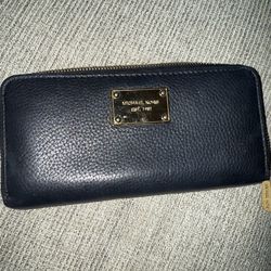 Michael Kors Jet Set Continental Travel Clutch - Black, Large