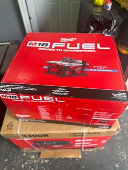 Miwlaukee M18 FUEL ONE-KEY 18-Volt Lithium-Ion Brushless Cordless 8-1/4 in. Table Saw (Tool-Only)
