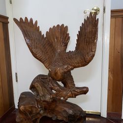 Eagle Statue 