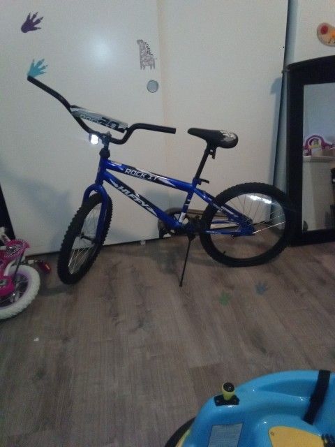 Huffy Rock It Moto X Frame Bike