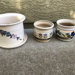3 pretty hand-pained ceramic garden pots 