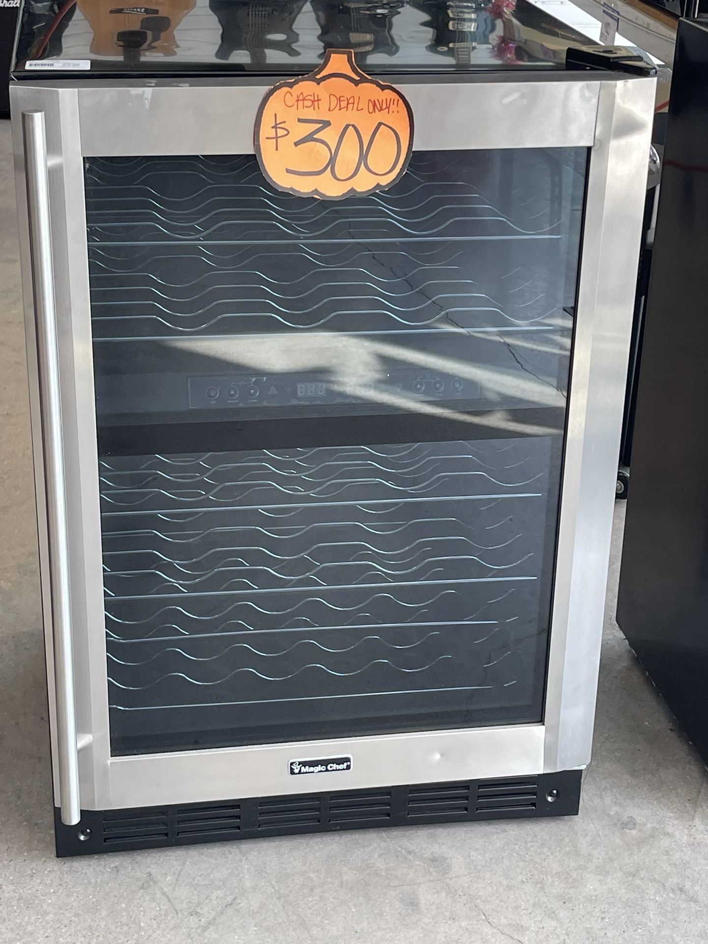 Magic Chef Refrigerator 