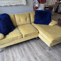 Yellow couch like new