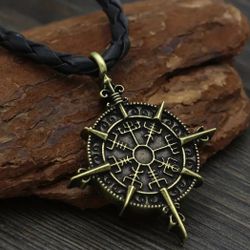 Exquisitely Crafted Durable Viking Compass Pendant Necklace 