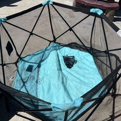 Summer Infant Pop ‘N Play Deluxe Ultimate Playard, Aqua Splash - Full Coverage Indoor/Outdoor Portable Play Pen with Fast, Easy and Compact Fold