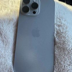 iPhone 15 Pro Max 256 g