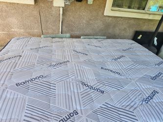 Queen mattress