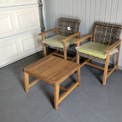 Outdoor patio wood garden chairs with coffee table