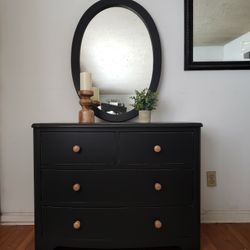 Dresser & Mirror 