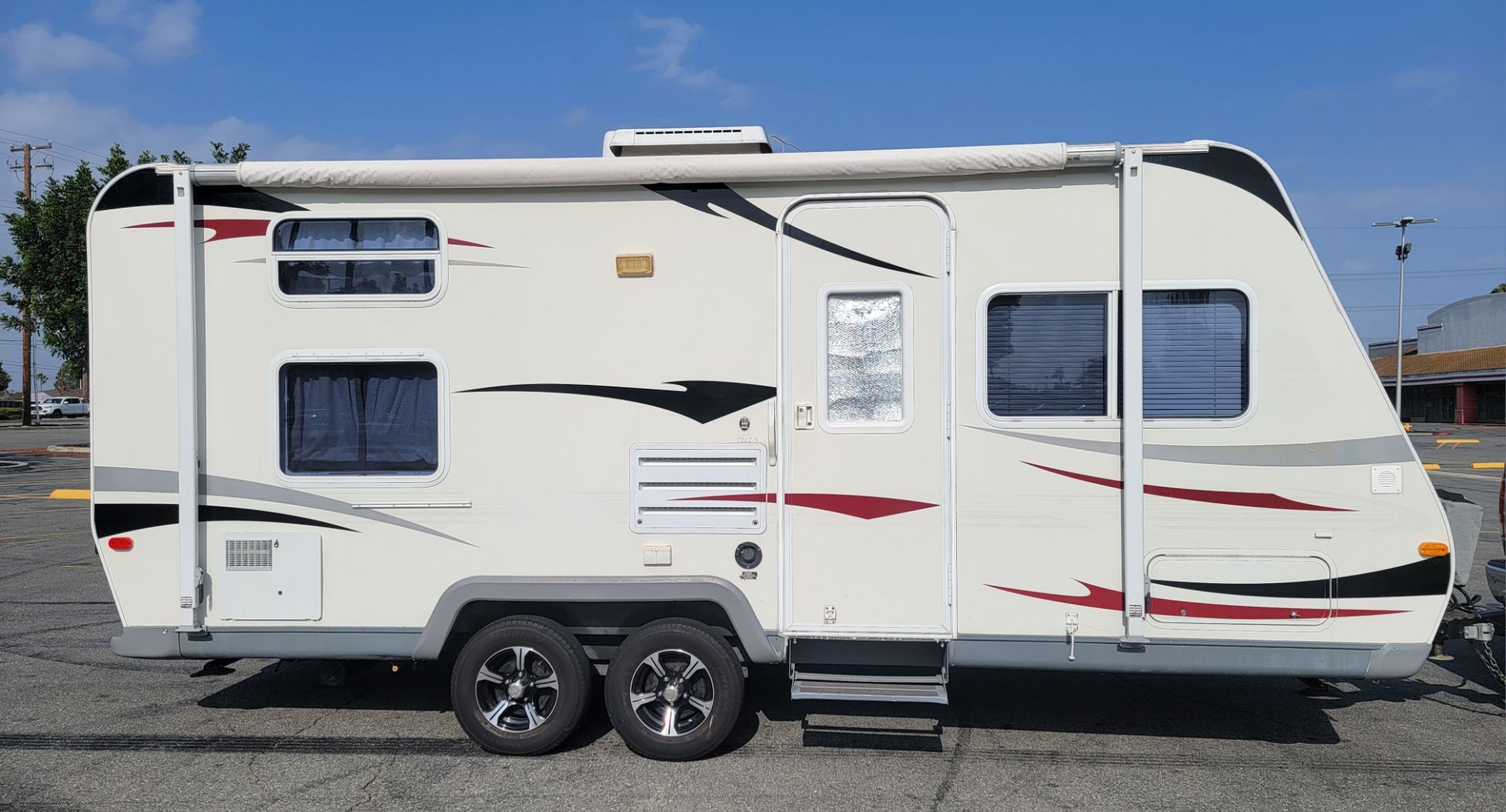 2002 R-Vision Trail-Lite 7212S for Sale in Norwalk, CA - OfferUp